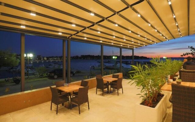 Hotel Petrcane