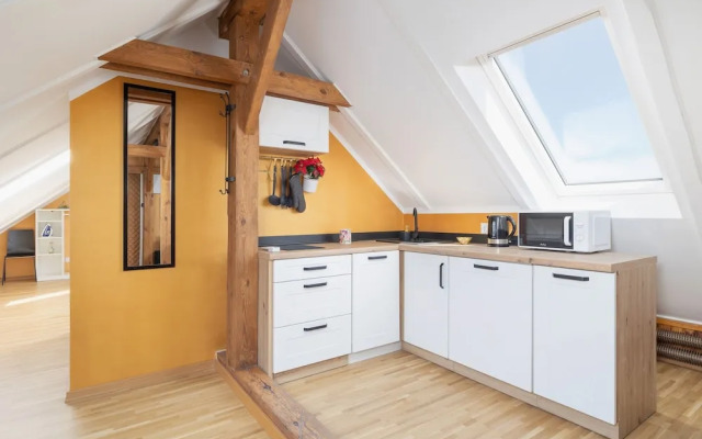 Bright Apartment Kazimierz by Renters