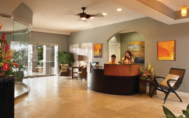 Regency on Beachwalk Waikiki by OUTRIGGER
