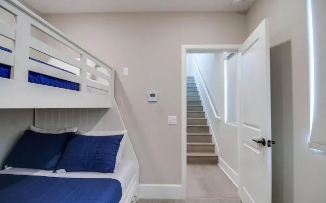 Santa Barbara Loft
