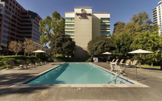 DoubleTree by Hilton Orange County Airport