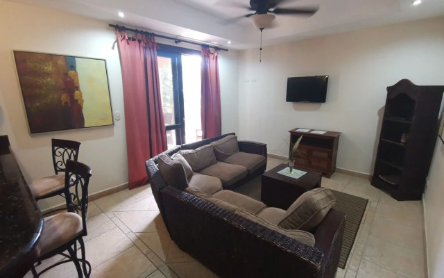 Beachfront Jaco Condos - Fully Equipped - 6 Pax
