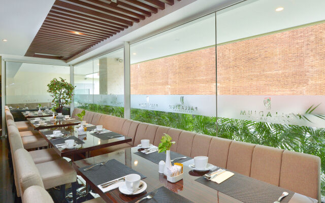 Platinum Adisucipto Hotel & Conference