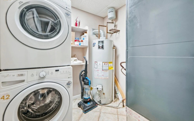 Valley Heights 3 Bedroom Home by RedAwning