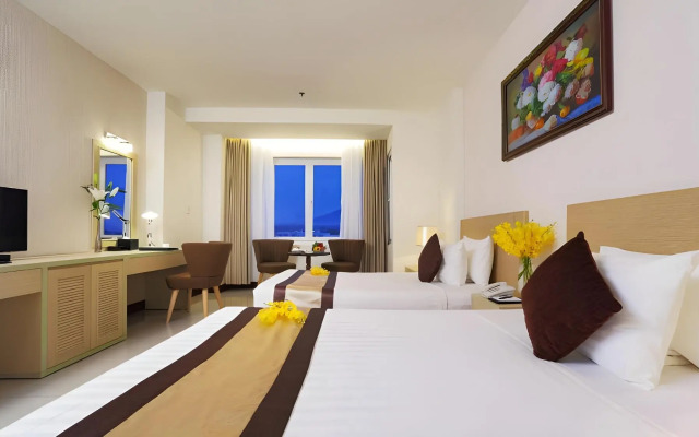 Sunrise Hotel