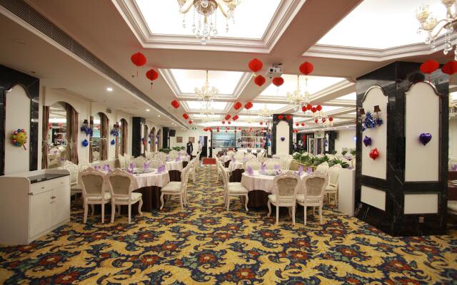 Rong Feng Hotel