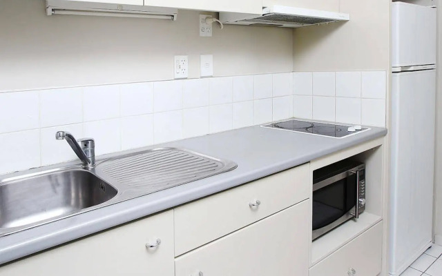 Crown on Cintra Lane Serviced Apartments