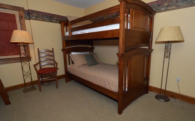 3br+: Camp 4 # 11