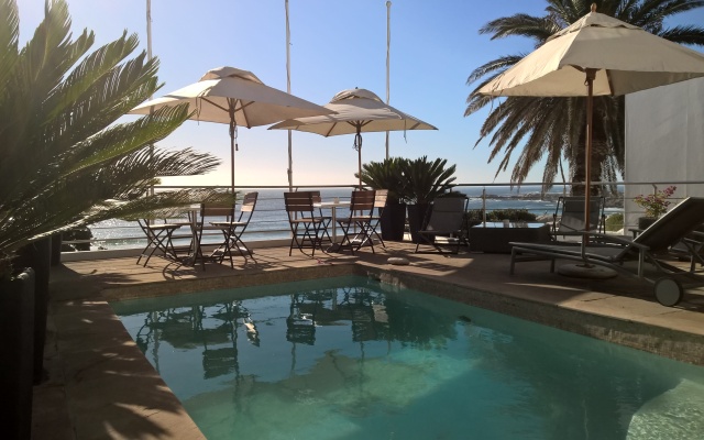 Sea Castle Hotel Camps Bay