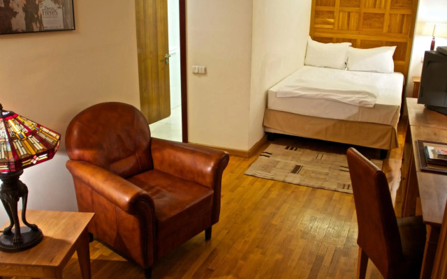 Rembrandt Hotel