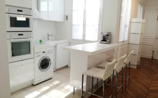 Appartement 2-chalgrin Paris