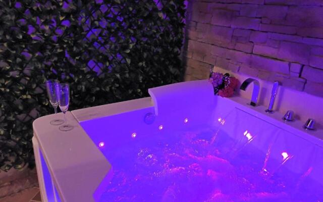 Historia Vitiello: The First Experience Suite