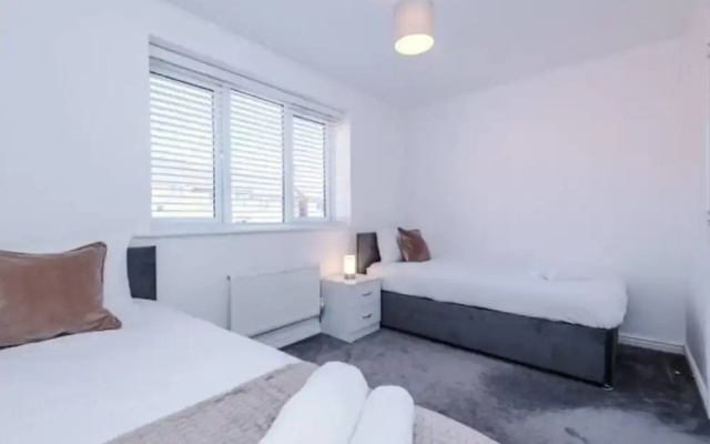 Lovely three bed home Manchester