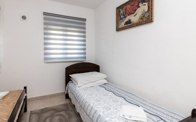 Cozy Apartment Paklenica 1