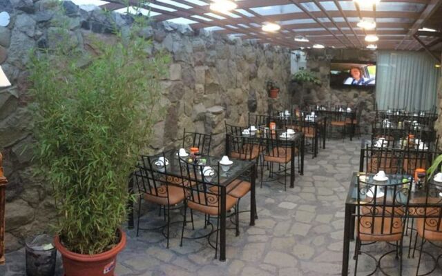 Hotel La Colina de Rio