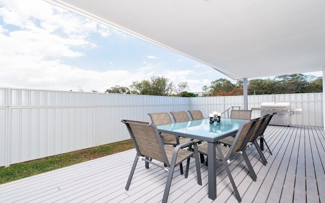 6 Bagnall Avenue