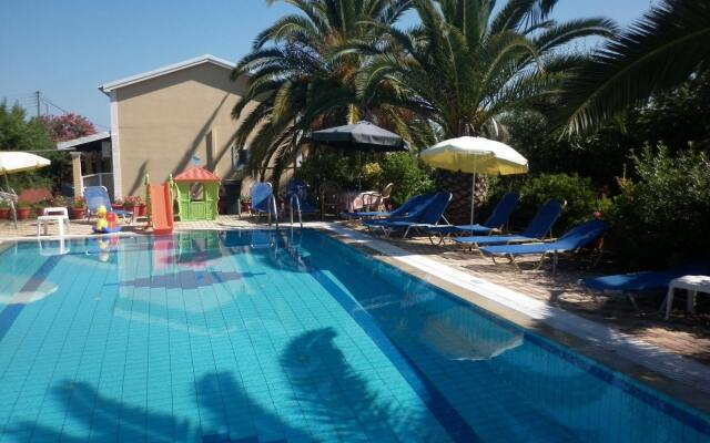Eleni Family Apartments