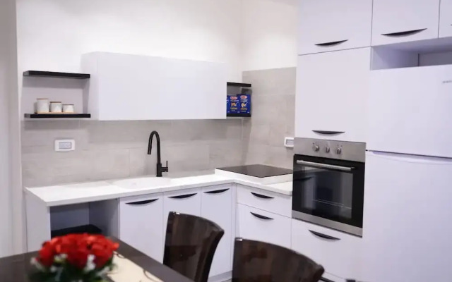 JLM Suites Tower Lincoln  Prime Location