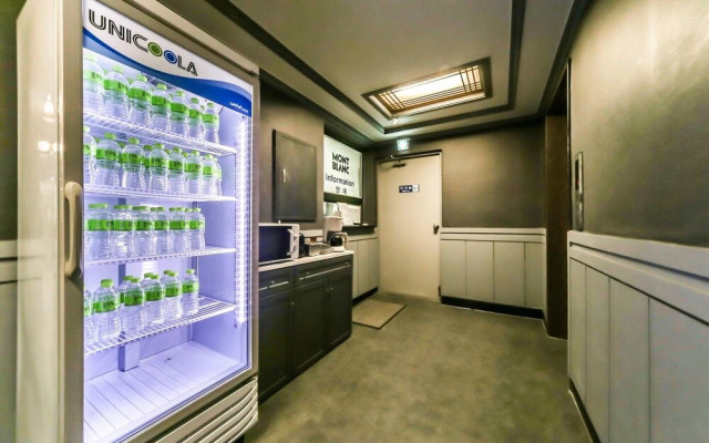 Chilgok Seokjeok Mont Blanc