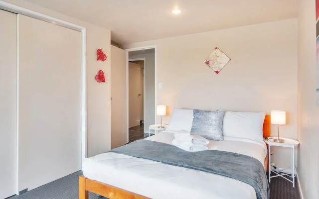 Sunny Three Bedroom Pakuranga Delight
