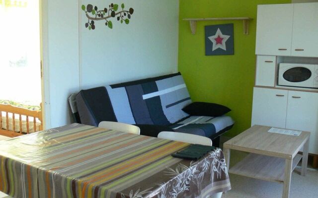 Camping le Repaire - Les Chalets