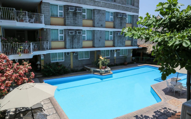 Hotel Vallartasol