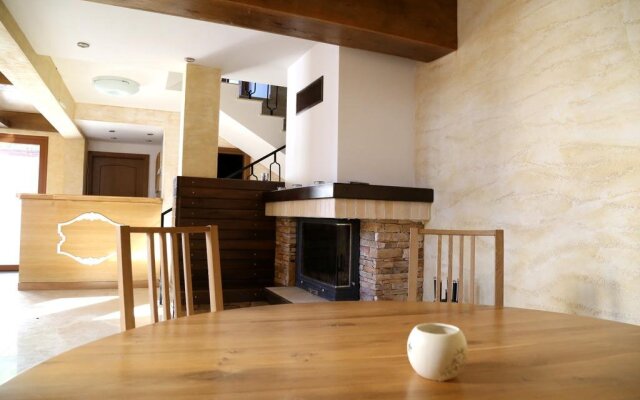Villa Ema