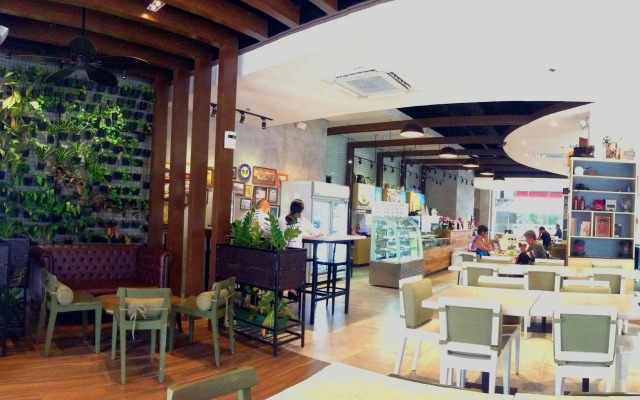 The Plaza Hotel Balanga City