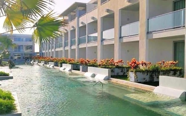 Melia Trinidad Peninsula