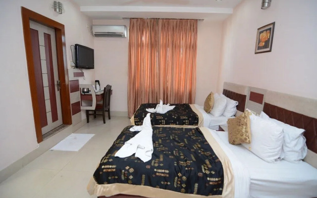 Hotel Royal Highness