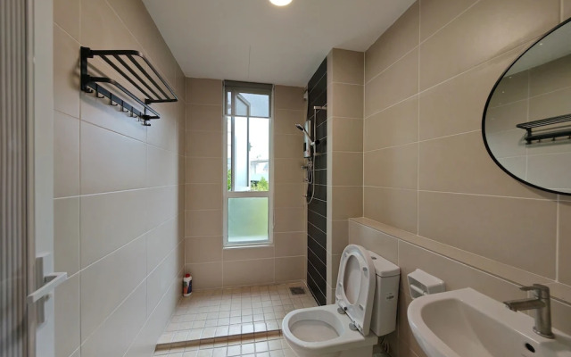 Mountain & Lake Views' Suite Cycas