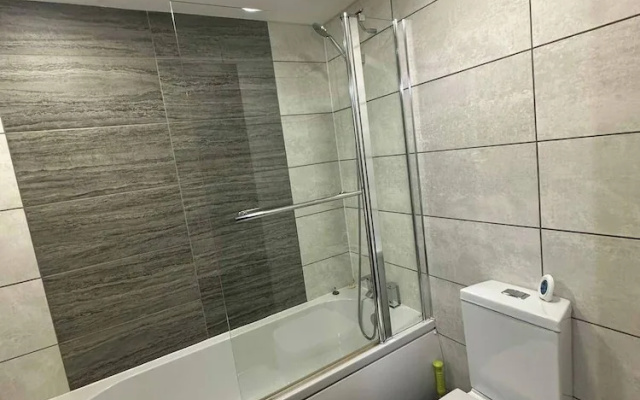 1br-sleeps4-parking-closetocentre