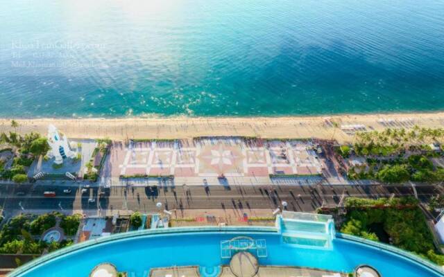 Premier High Ocean View Panorama