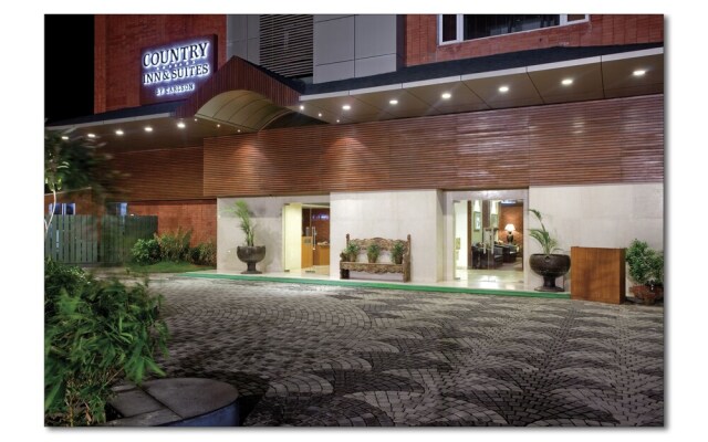 Country Inn & Suites by Radisson, Ahmedabad