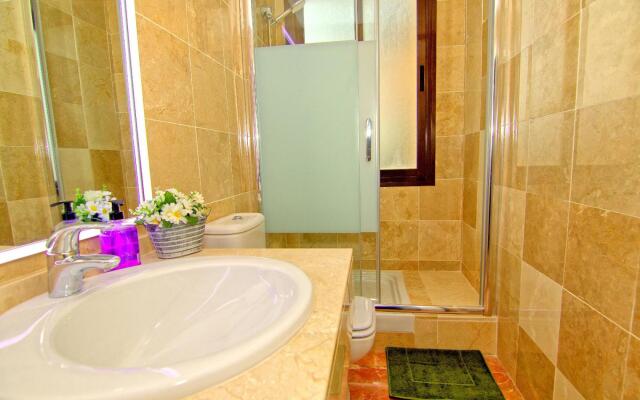 CT 182 -Golfers Paradise - Golfer's Paradise - CT 182