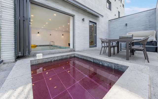 Gapyeong JH Poolvilla & Glamping