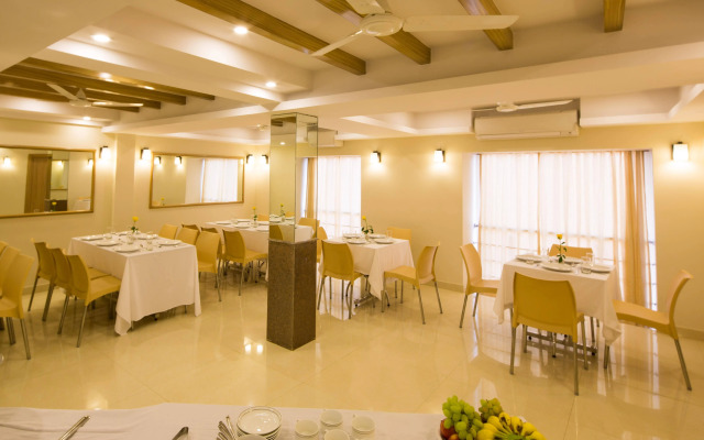 M The Business Hotel