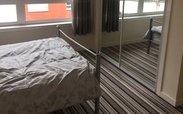 Finlay Drive City View Apartment