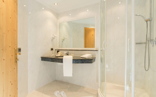 TH Corvara - Greif Hotel