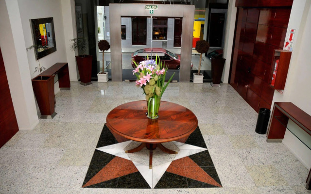 San Nicolas Plaza Hotel