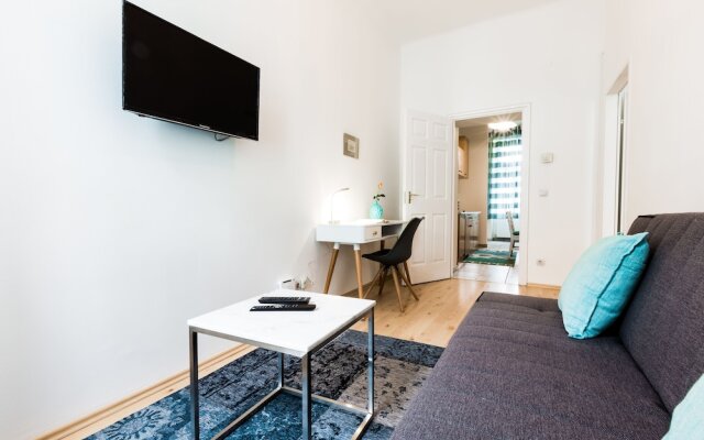 Holiday & Business Apartments 1140