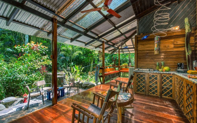 Congo Bongo EcoVillage Costa Rica