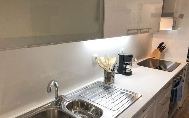 LV Premier Amoreiras AM3 Modern Space AC Lift