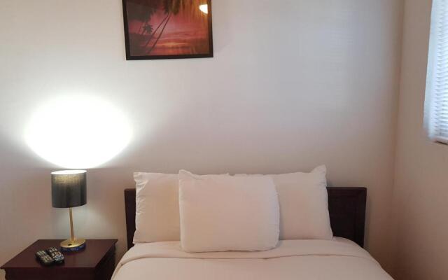 Golden Palms B & B