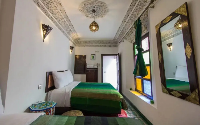 Room-riad Taha - Roukia Room