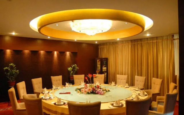Binhe No 9 Hotel