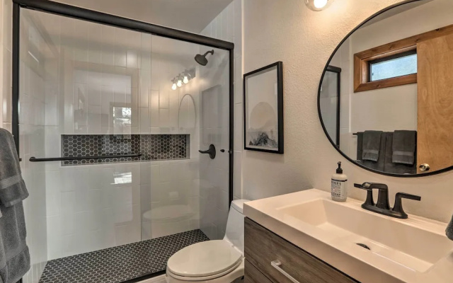 Tahoe Donner Retreat w/ Decks & Lake Access!