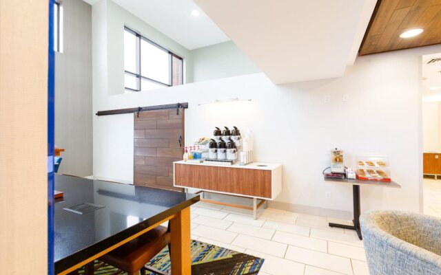 Holiday Inn Express Shelbyville