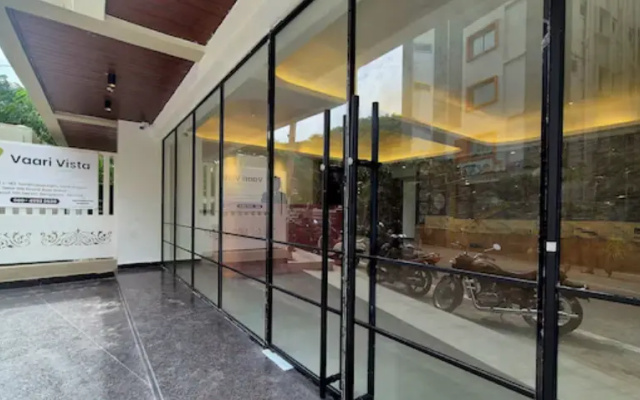 Hotel Vaari Vista