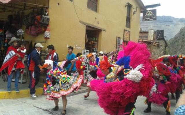 Casa Quechua Hostel Camping